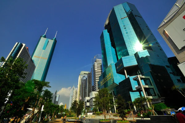 Shenzhen, china - 03.August 2011: Königsschloss Finanzzentrum — Stockfoto