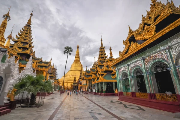 Yango shwedagon pagoda Tapınağı — Stok fotoğraf