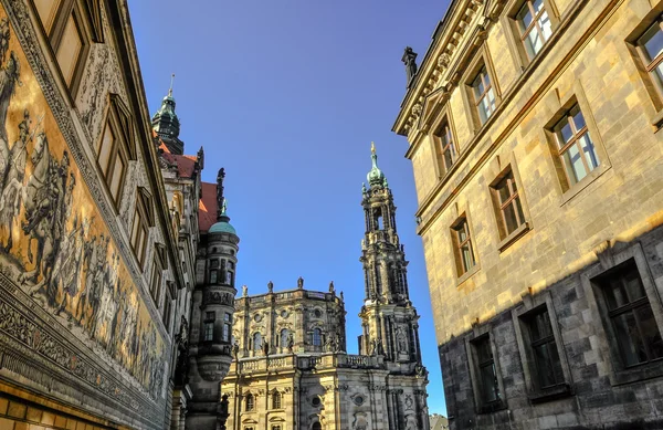 Oblast kostela frauenkirche v Drážďanech, Německo — Stock fotografie