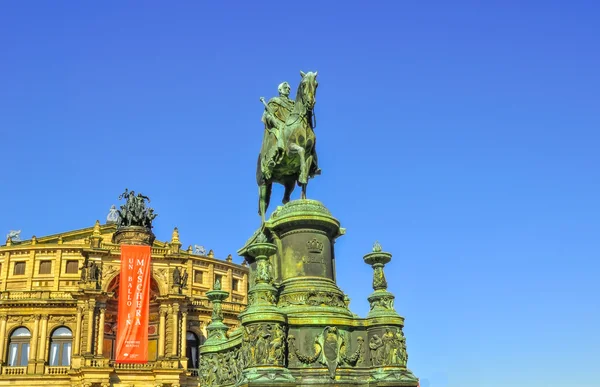 Statua Semper Opera a Dresda — Foto Stock