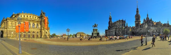 Semper Opera Panorama em Dresden — Fotografia de Stock