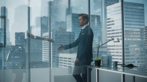 Businesspeople Meet Shake Hands in Office — Stock Video