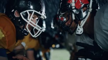 Yakın plan Amerikan Futbolcuları