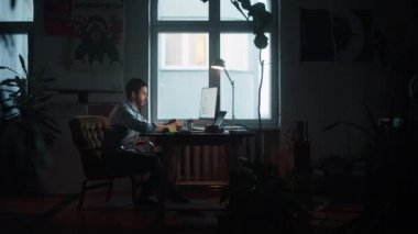 Yaratıcı Ofis Uzmanı
