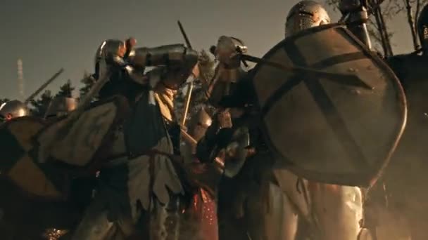 Cavaleiros Guerreiros Prontos para a Batalha — Vídeo de Stock
