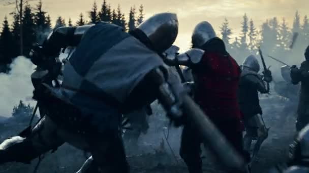 Эпическая битва рыцарей-воинов — стоковое видео