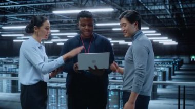 Veri Merkezi Uzmanı Ekibi