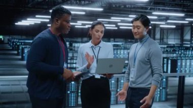 Veri Merkezi Uzmanı Ekibi