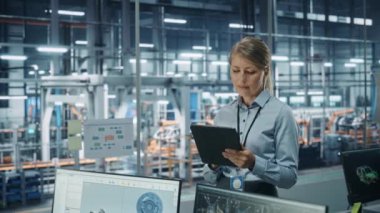 Otomobil Fabrikasının Kadın Yöneticisi