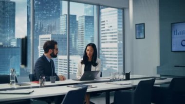 Ofis İki İş Adamları Toplantısı