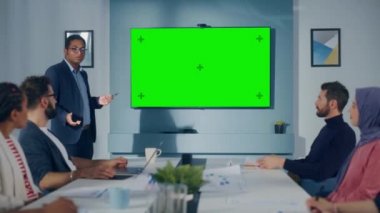 Ofis İş Toplantısı Yeşil Ekran Sunumu