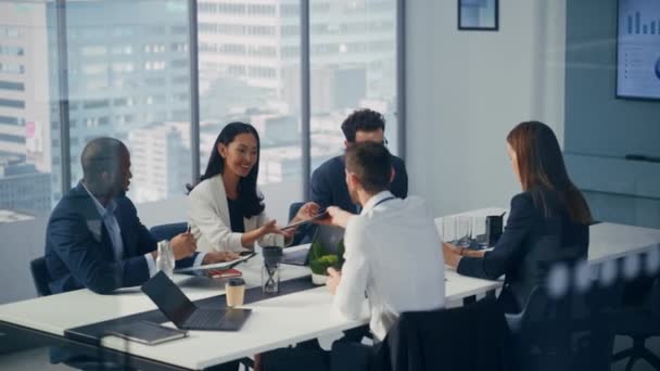 ビジネスマンチームミーティングオフィス — ストック動画