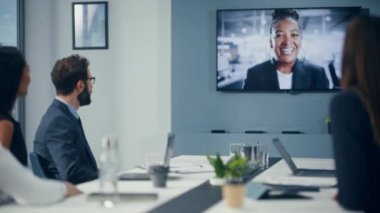 Ofis Video Konferansı Toplantısı