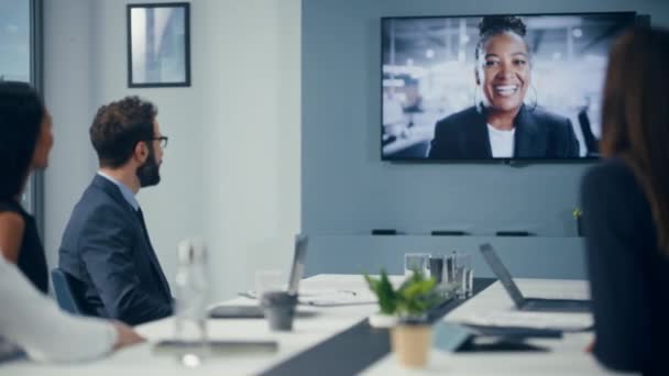 Reunión de videoconferencia de oficina — Vídeos de Stock