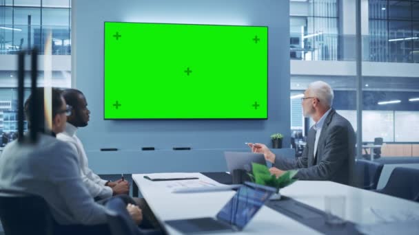 Oficina reunión pantalla verde TV — Vídeo de stock