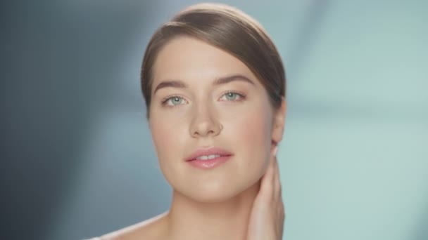 Närbild Kaukasiska skönhet modell — Stockvideo
