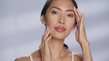 Yakın Çekim Asyalı Güzellik Modeli
