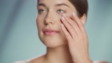 Kafkas Güzellik Modeli Cilt Bakımı