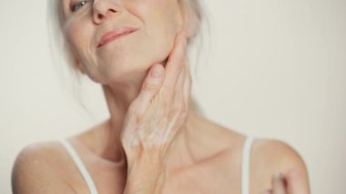 Kafkas kadın portresi.