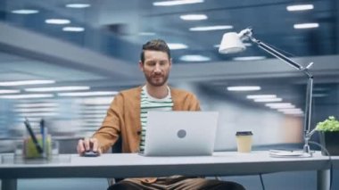 360 Degree Office Businessman Computer
