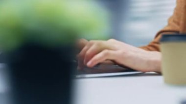 360 Degree Office Businessman Computer