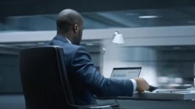 360 Degree Office Businessman Computer