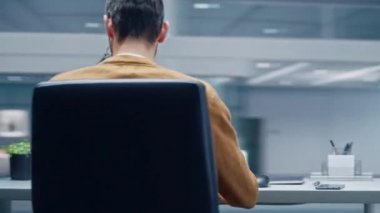 360 Degree Office Businessman Computer