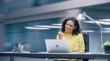 360 Degree Businesswoman Celebrating
