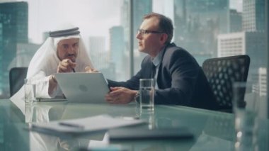 Saudi Emirati Arab Businessmen Multiethnic Meeting