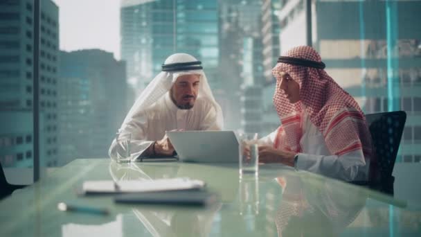 Saudi Emirati Arab Businessmen Meeting — ストック動画