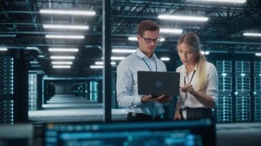 Veri Merkezi 'nde Bilgisayar Uzmanı