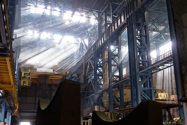 Haddelenmiş çelik üretim Atölyesi inşaatı — Stok fotoğraf