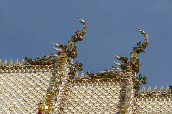 Thaise tempel dak — Stockfoto