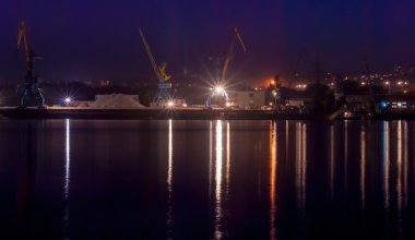 Modern Ukrayna, dniprodzerzhynsk şehir: kargo liman dniep üzerinde