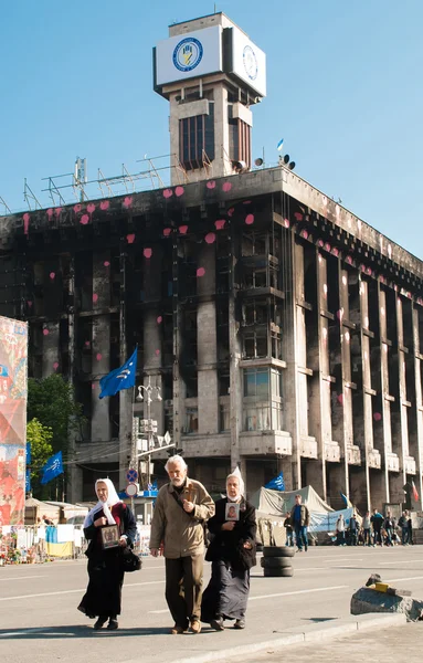 Kiev, Ucrania - 12 de mayo de 2014: revolución ucraniana. euromaidan. —  Fotos de Stock