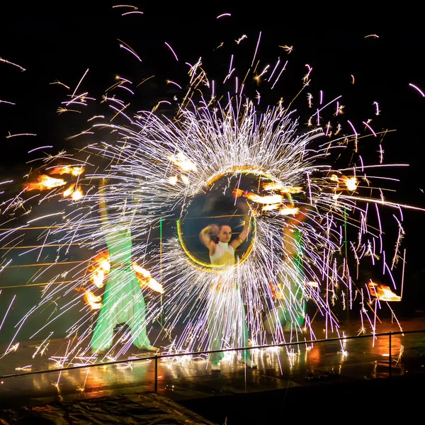 Spettacolo di fuoco — Foto Stock