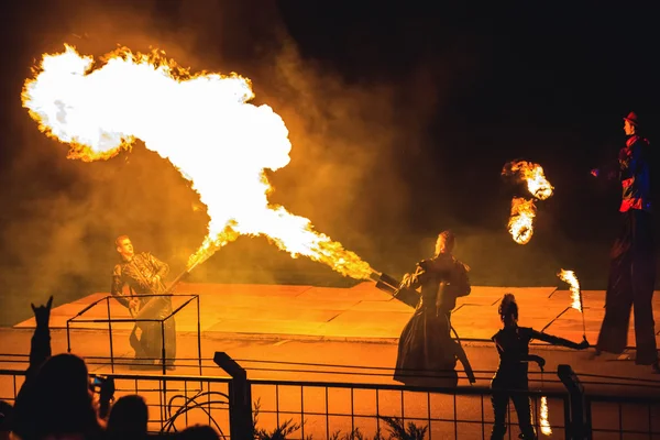 Fire show — Stock Photo, Image