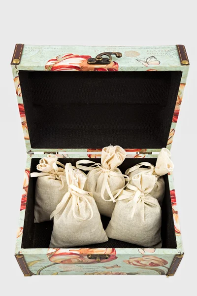 Geschenkbox mit Textilbeuteln — Stockfoto