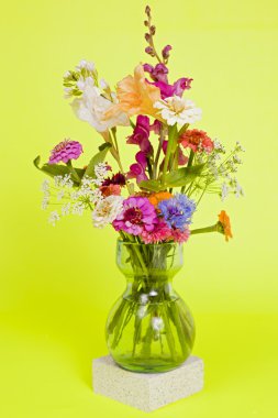 Yabani çiçek buketi