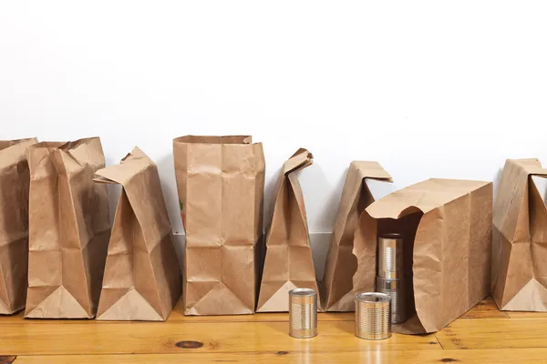 Brown Bags dan Tin Cans Stok Foto