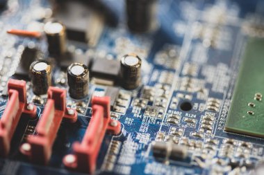 Bilgisayar elektroniği imalat endüstrisi, ana kart kompleks devre, jenerik devre parçası makro elektrik parçaları, nesne detayı, aşırı yakın çekim, sığ dof, hiç kimse, teknoloji