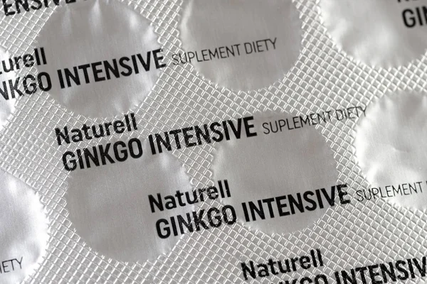 Naturell Gingko Biloba Yoğun, ginkgo Çinli bakir saç ağacı özütü haplar doğal beslenme takviyesi ürünleri, aşırı yakın plan, hiç kimse