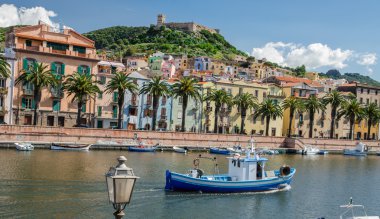 Bosa ve eski kale, oristano, Sardunya