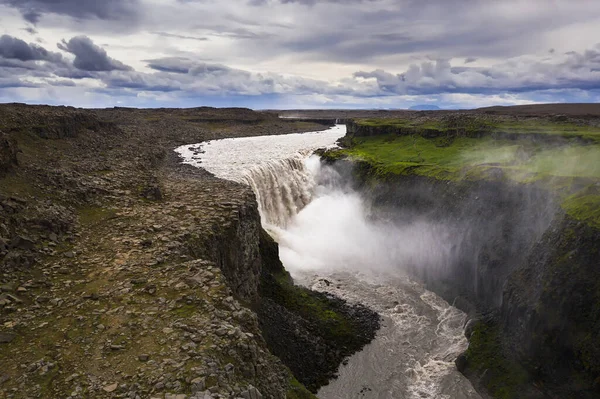 Vista aérea de la cascada de Dettifoss en Islandia —  Fotos de Stock