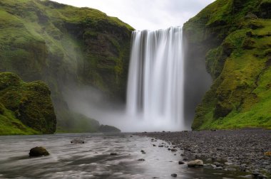 Skogafoss şelale Güney İzlanda
