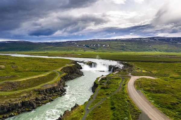 Vista aérea da cachoeira Godafoss na Islândia — Fotografia de Stock