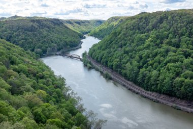 new river demiryolu Köprüsü