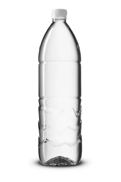 瓶水隔离在白色背景上 — 图库照片#