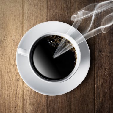 Bir fincan sıcak kahve.