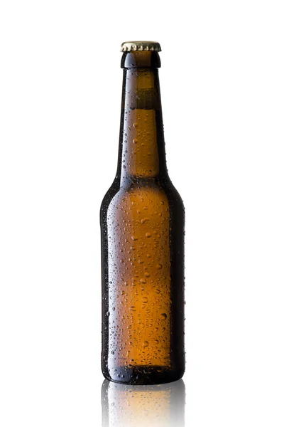 맥주 병에 흰색 배경 분리 — 스톡 사진